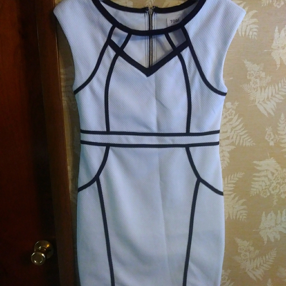 Tobi white and black dress